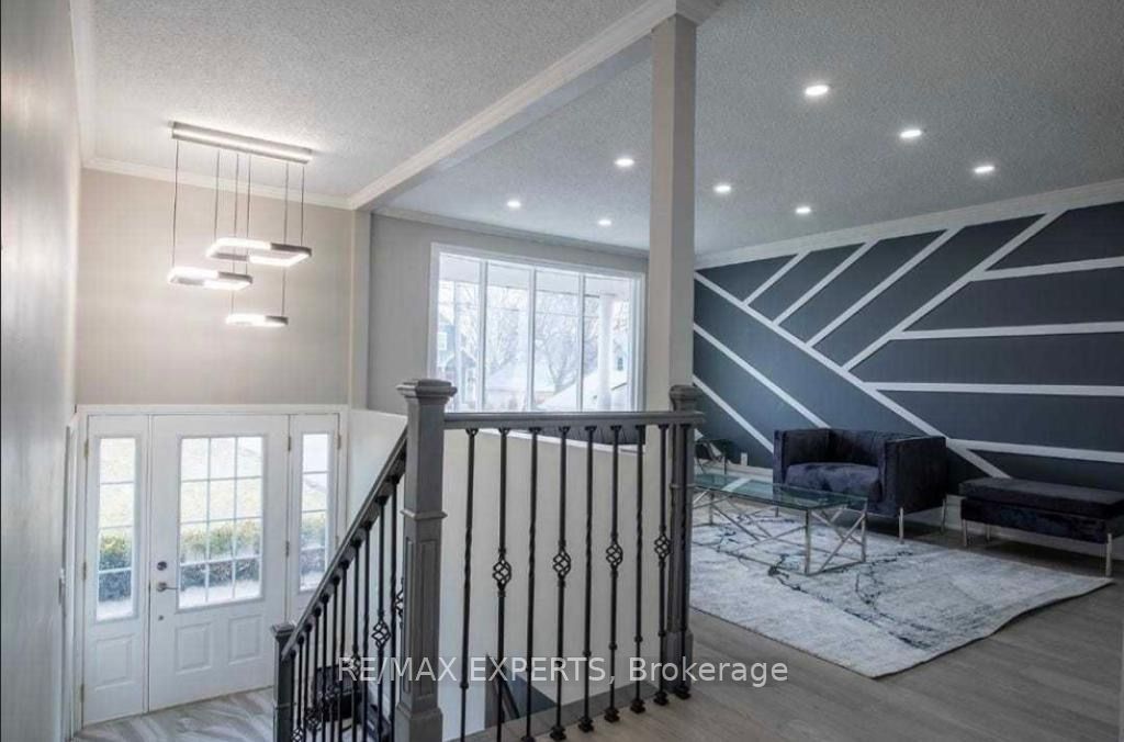 50 Belleville St