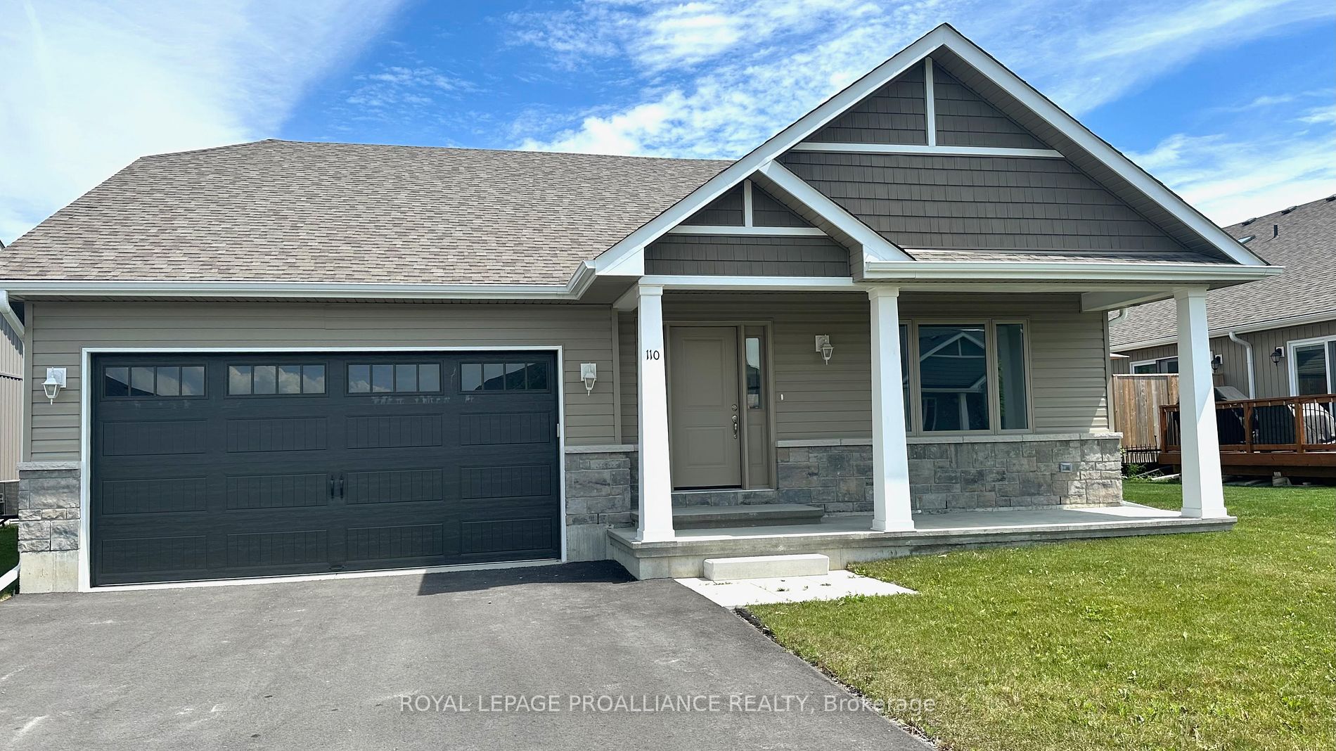 110 Farrington Cres
