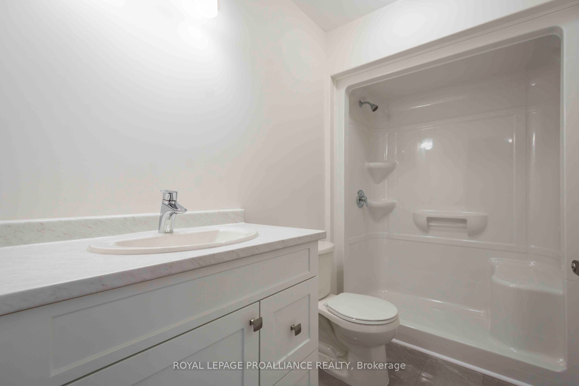 110 Farrington Cres