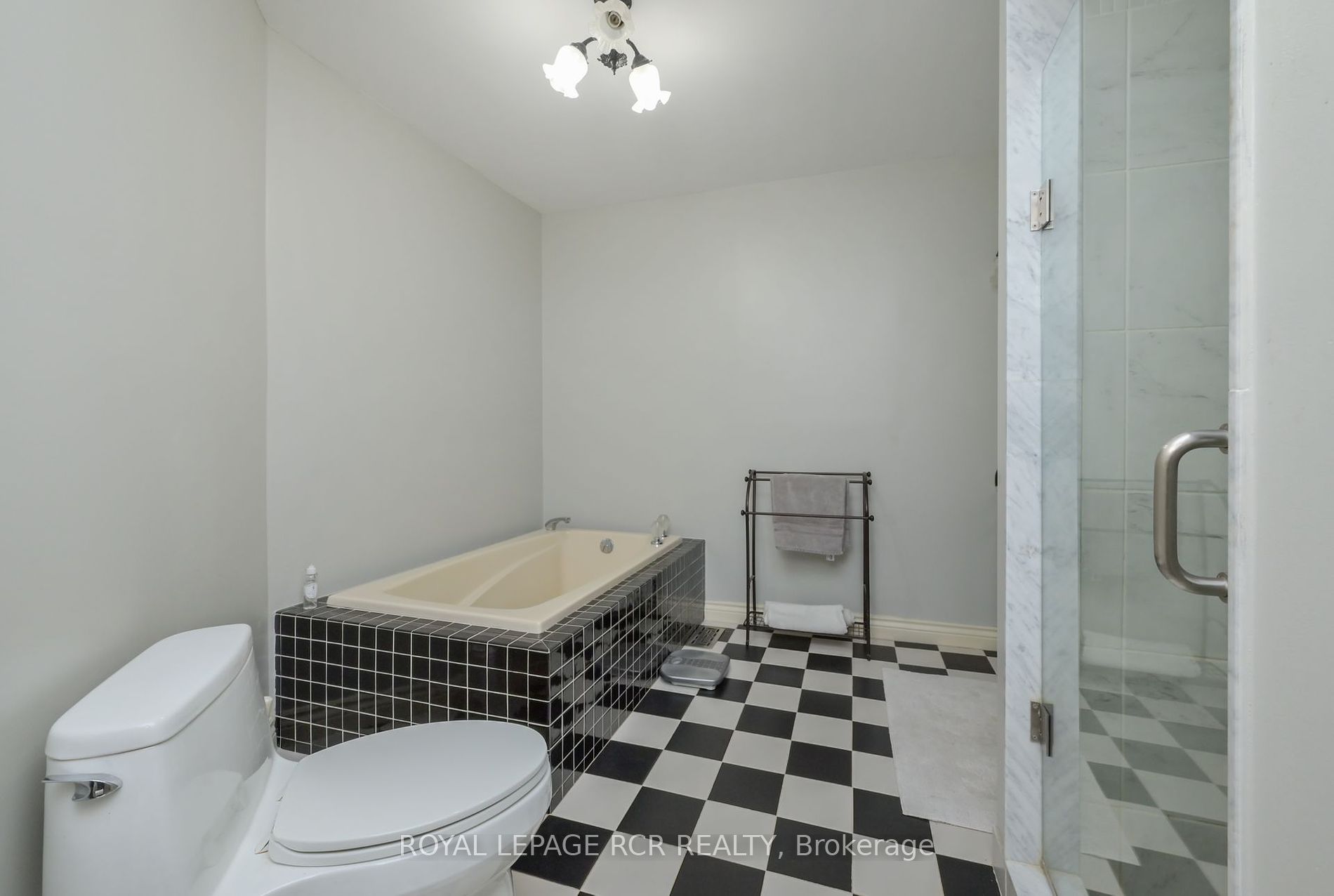 307466 Hockley Rd