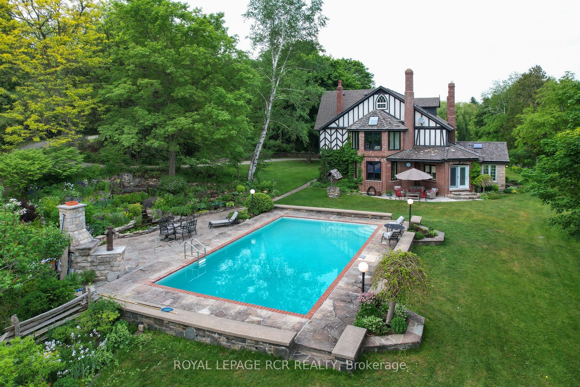 307466 Hockley Rd