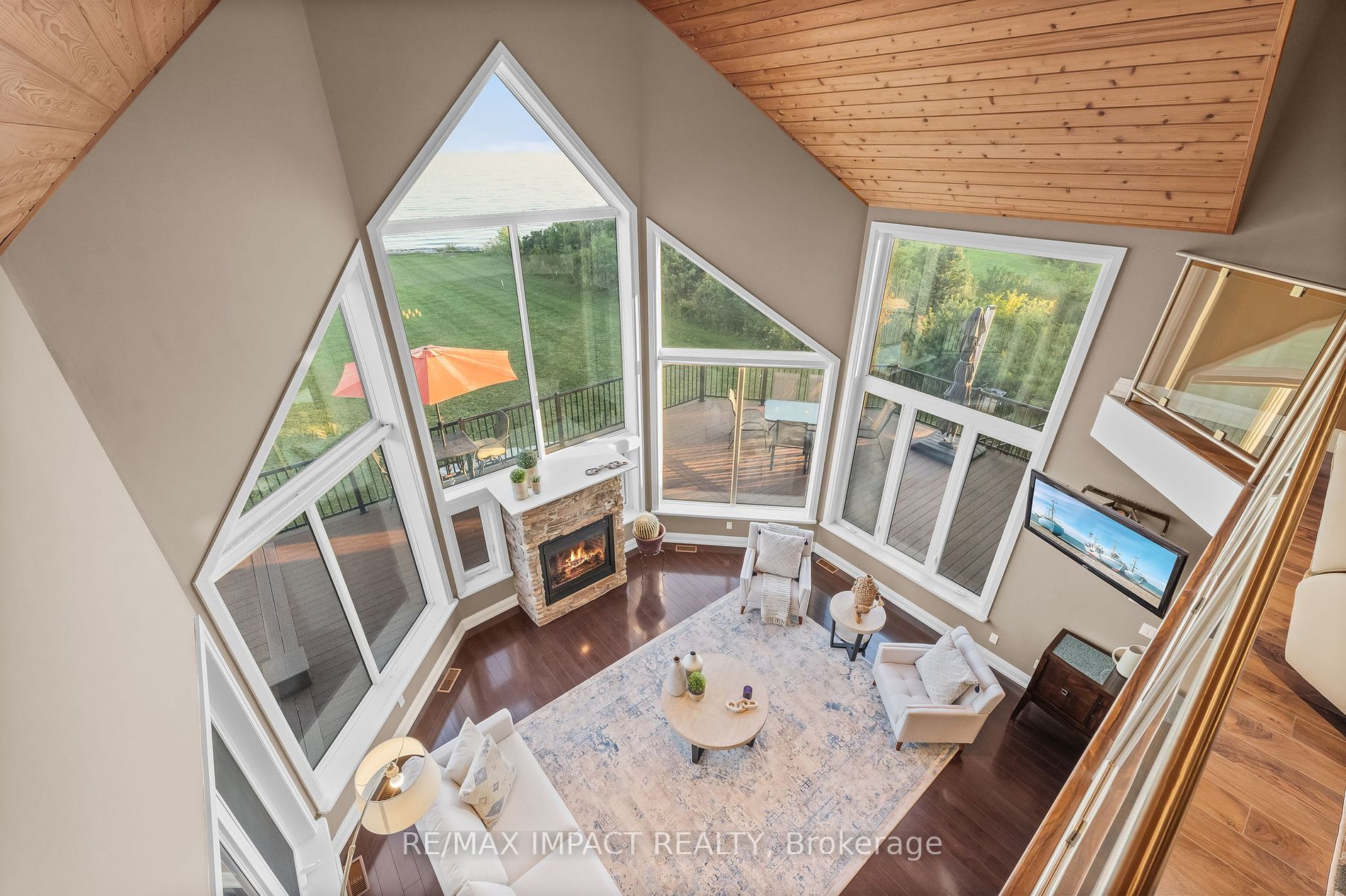 263 Lakeshore Road
