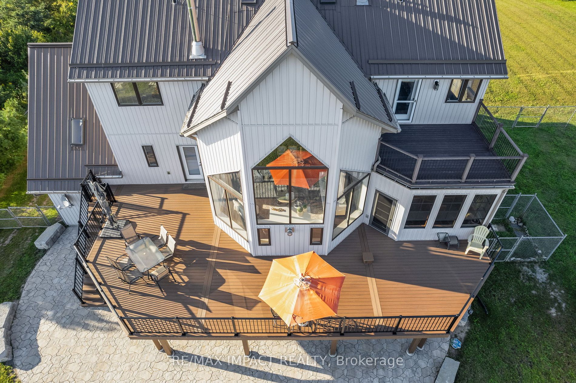 263 Lakeshore Road