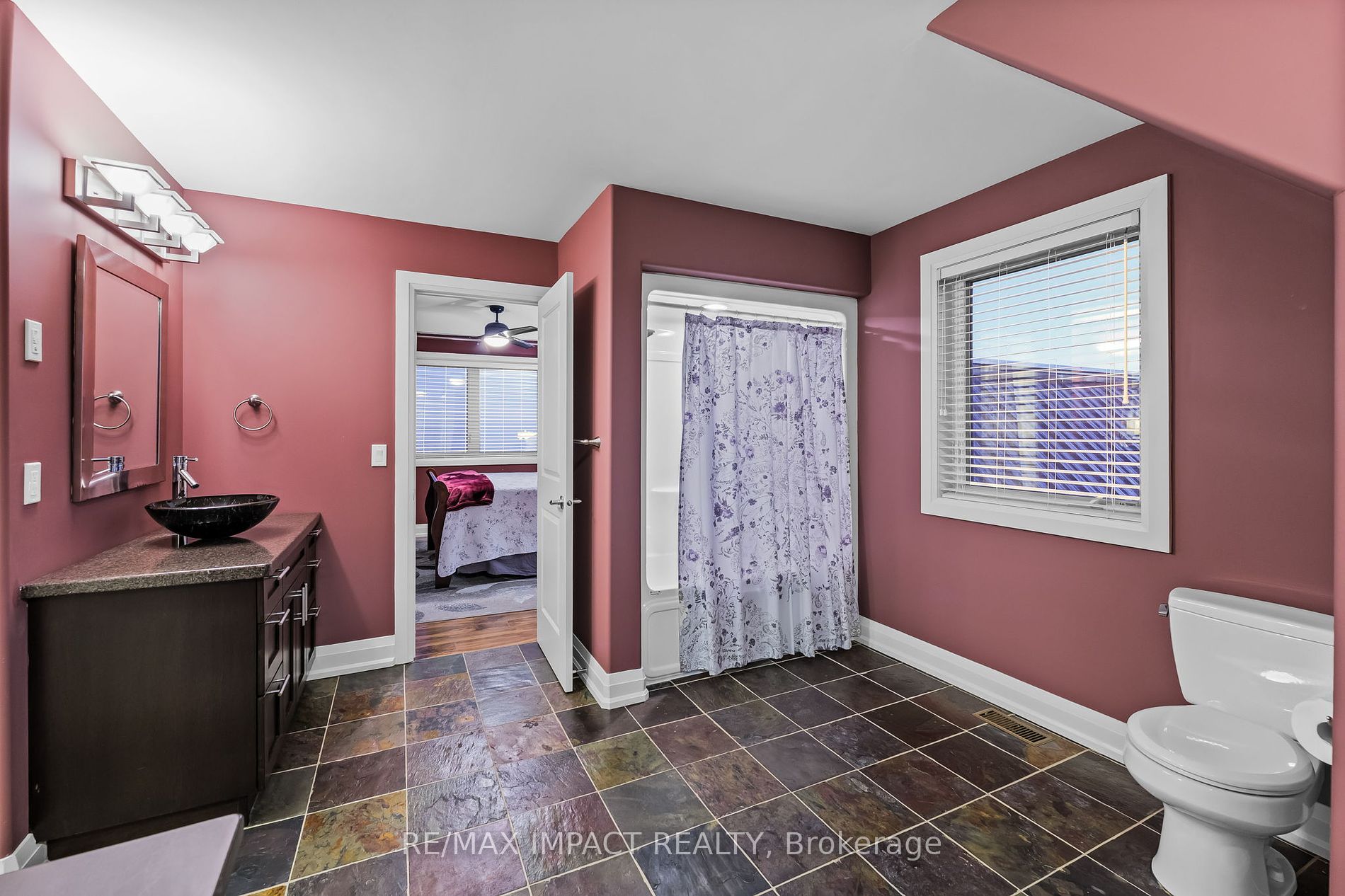 263 Lakeshore Road