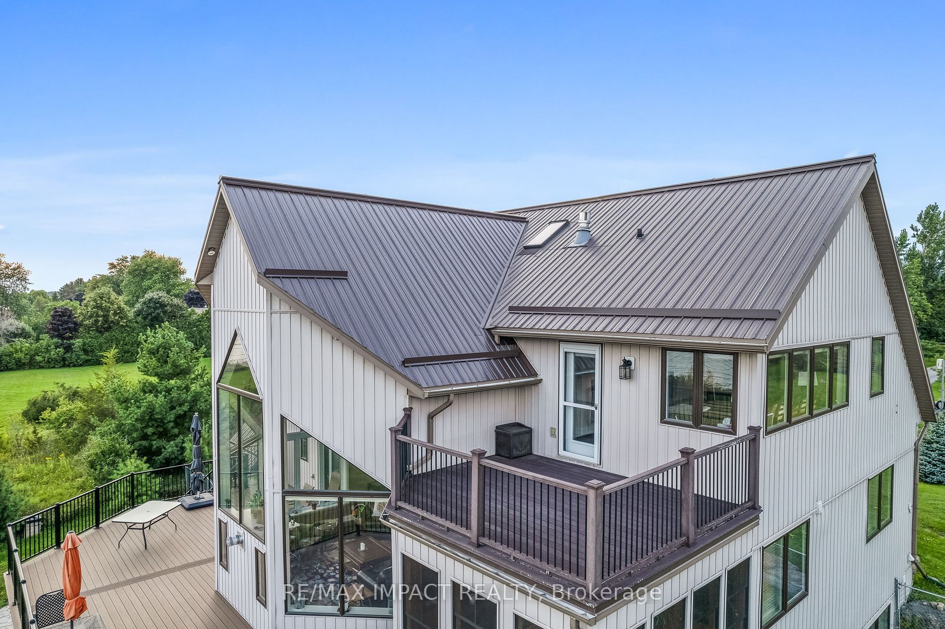 263 Lakeshore Road