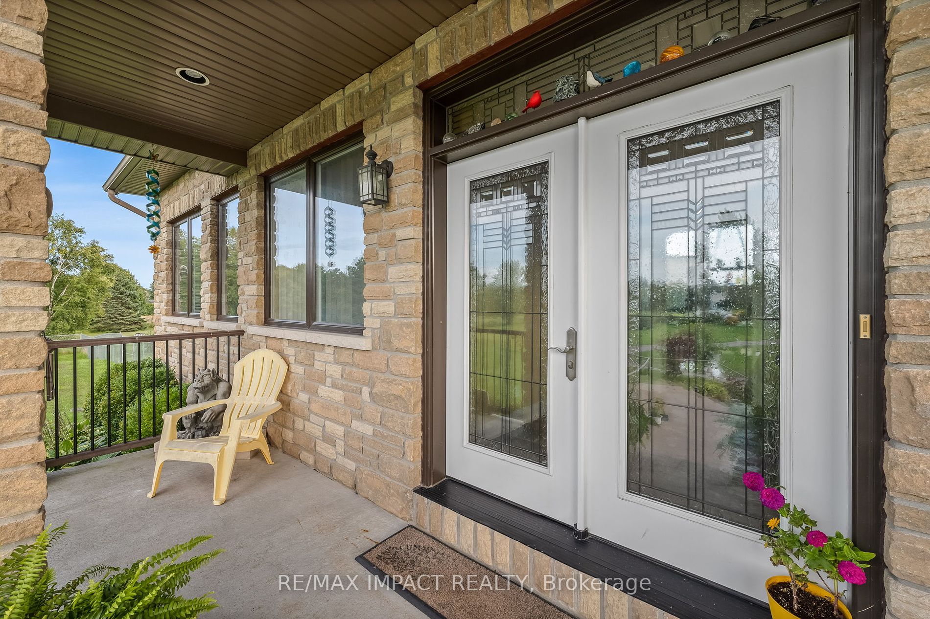 263 Lakeshore Road