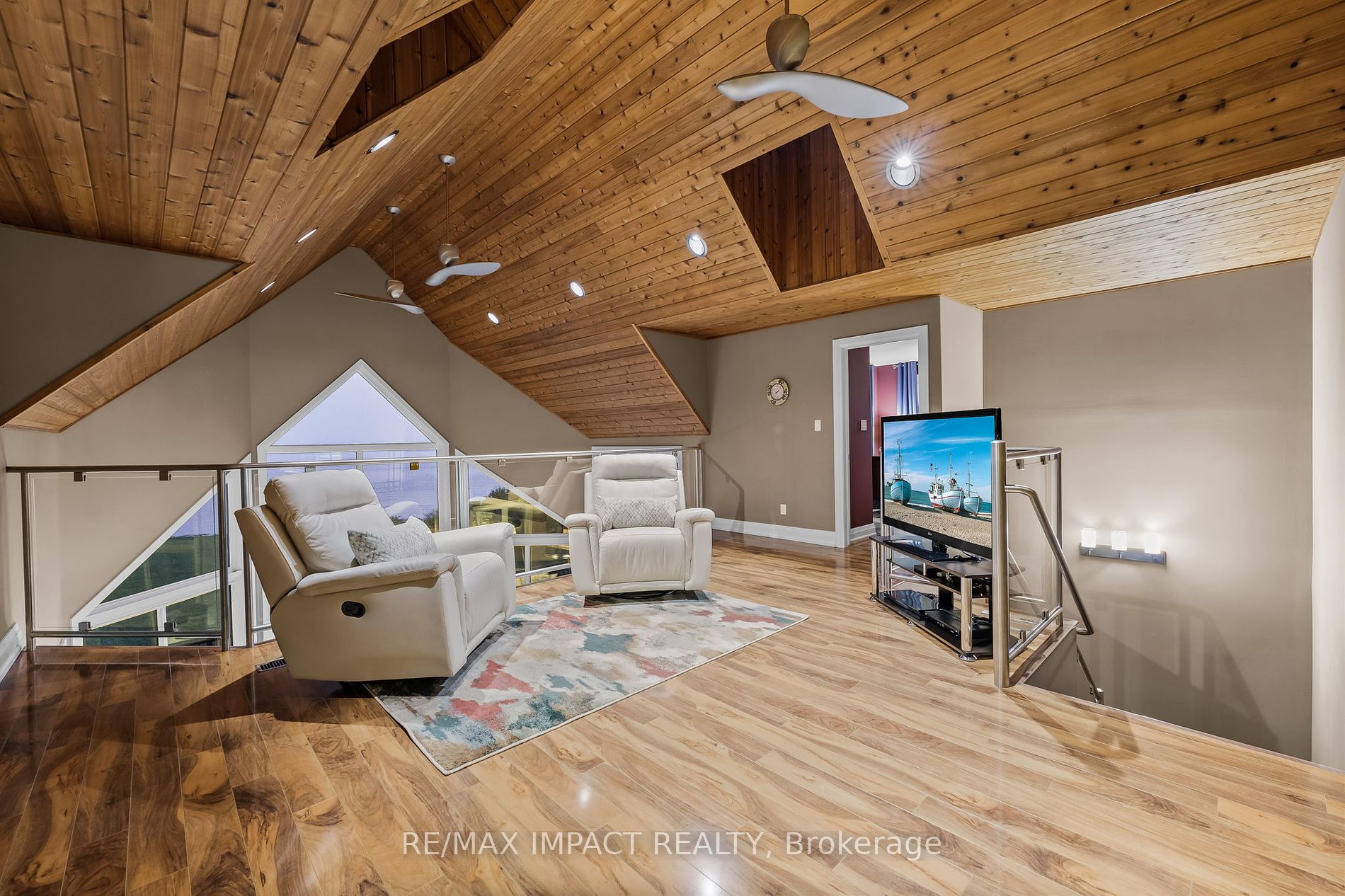 263 Lakeshore Road