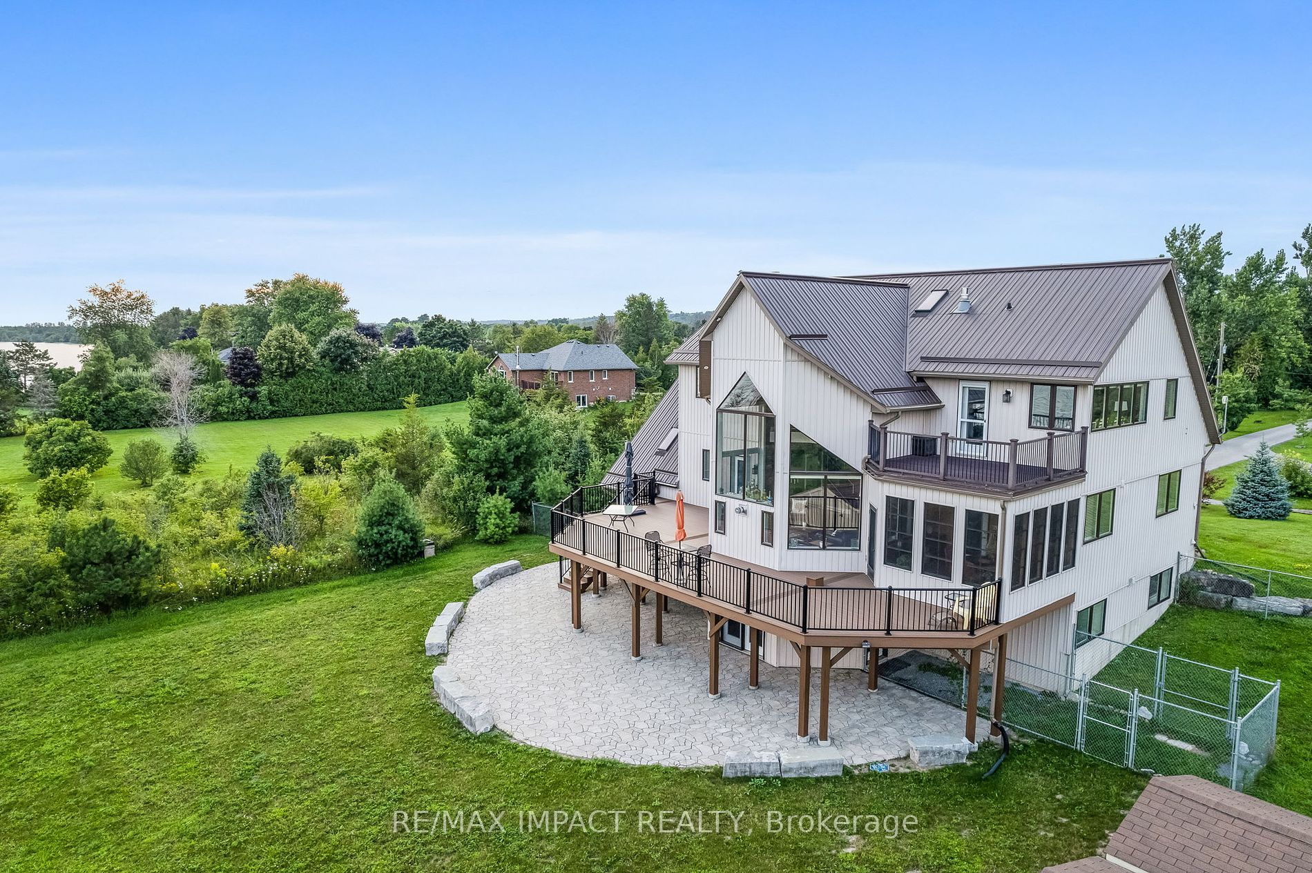 263 Lakeshore Road