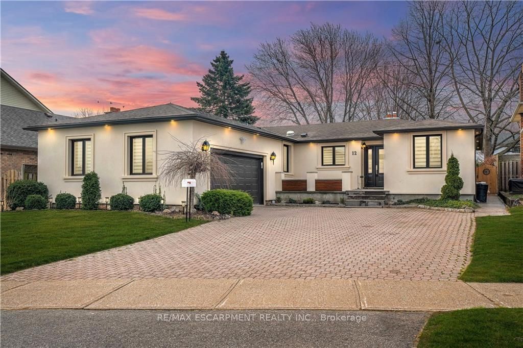 12 Cheval Drive