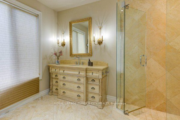 38 Brookhaven Crescent