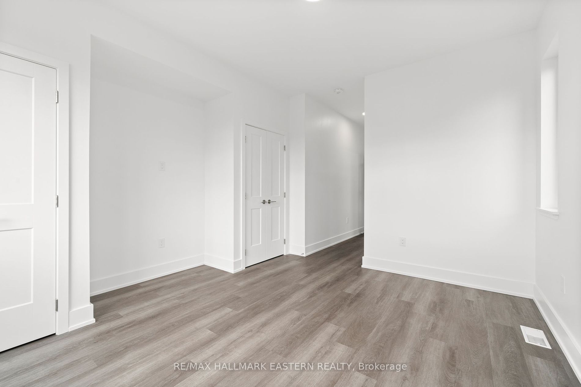 19 West Street N, #5