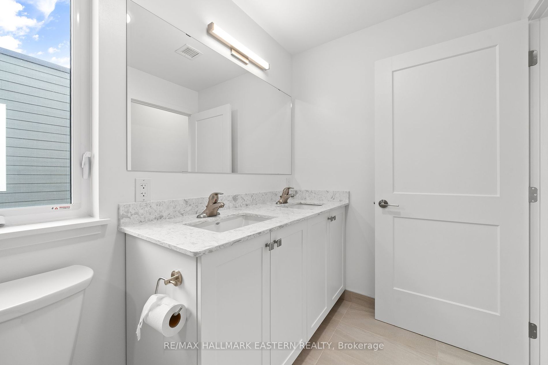19 West Street N, #5