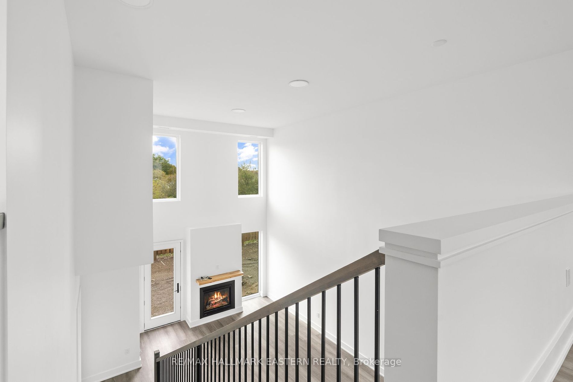 19 West Street N, #5