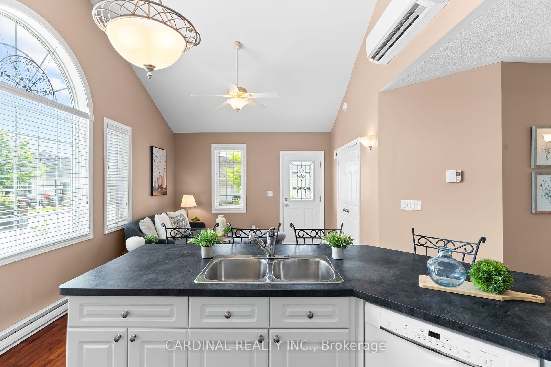 1055 Birchwood Tr, #502