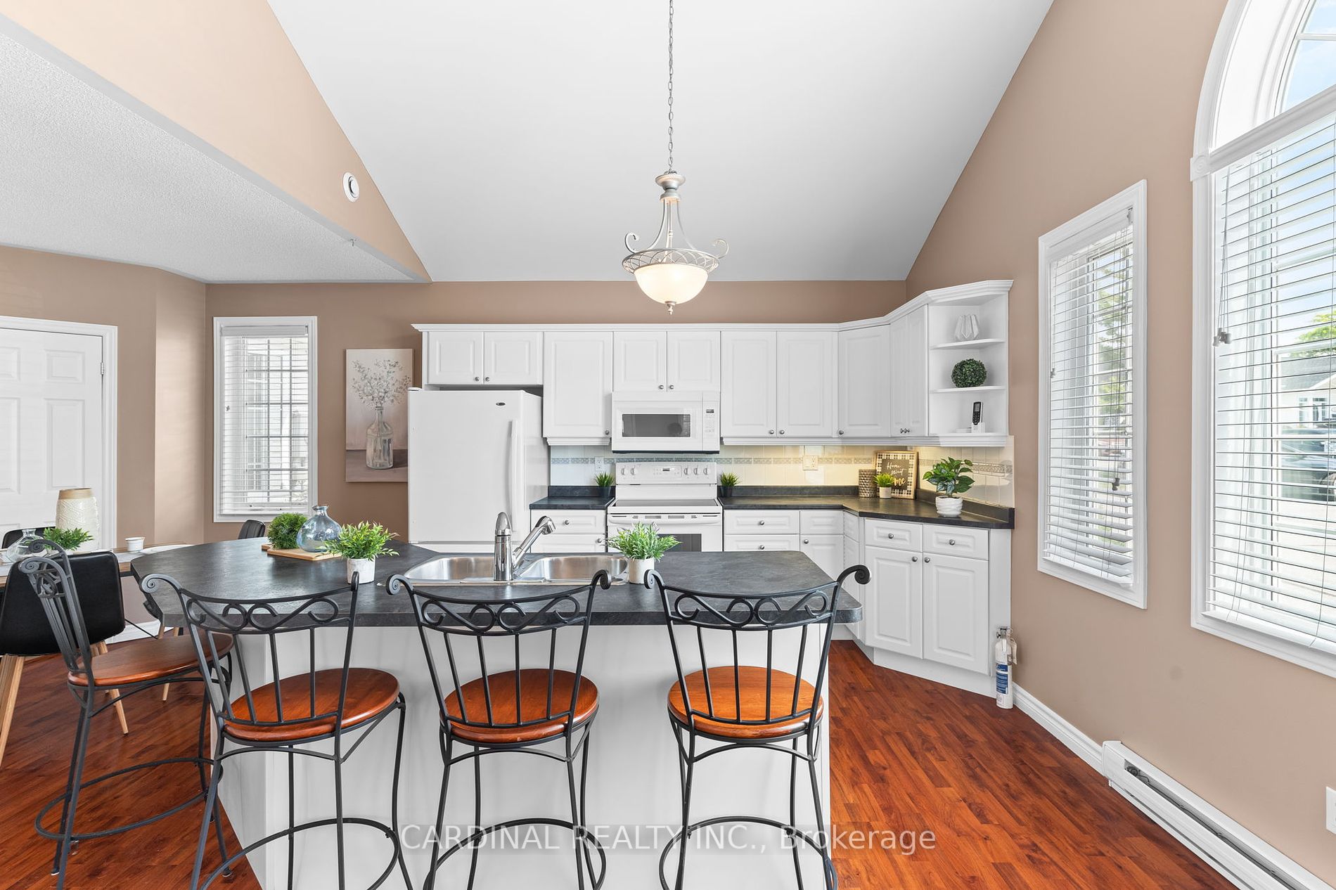 1055 Birchwood Tr, #502