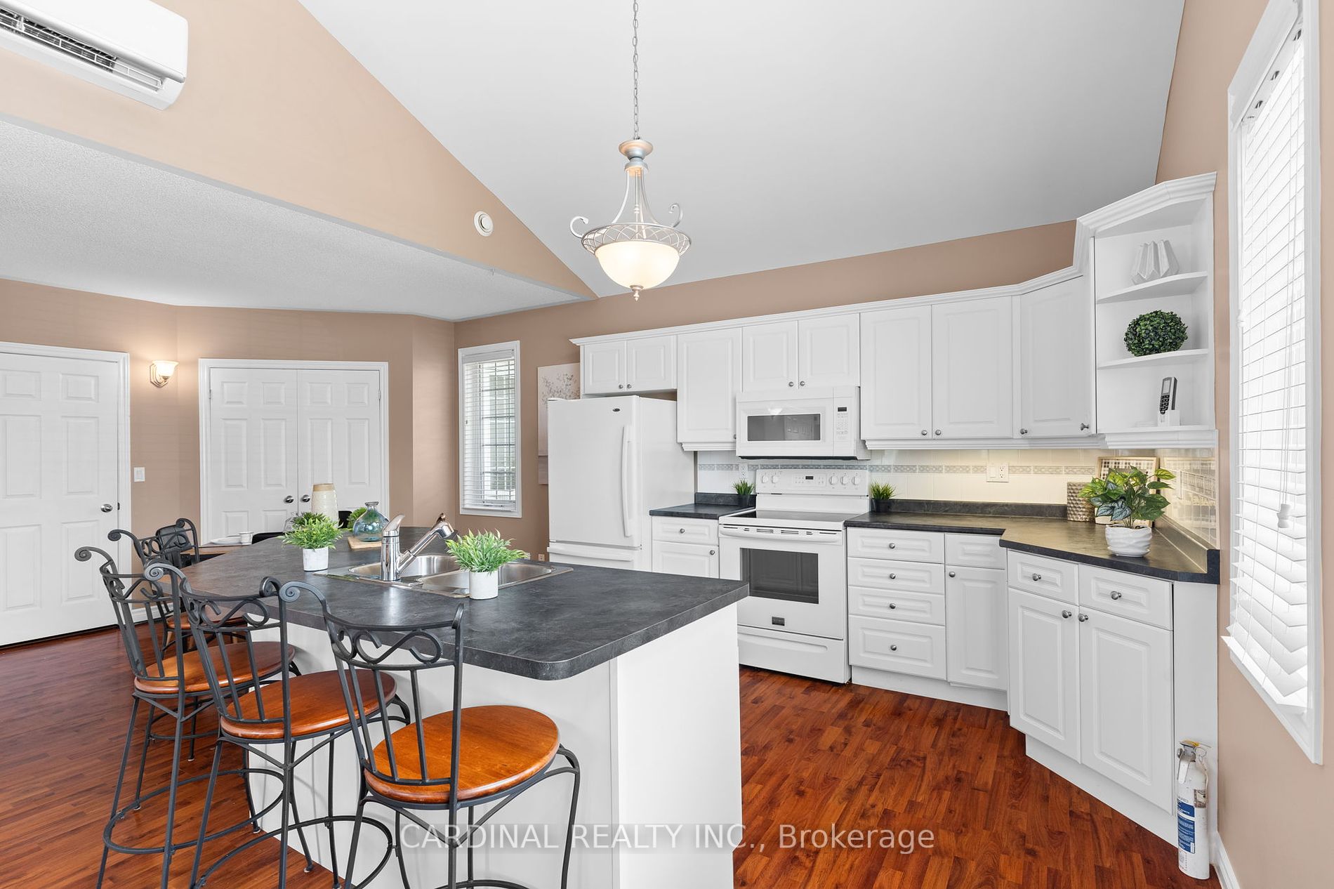 1055 Birchwood Tr, #502