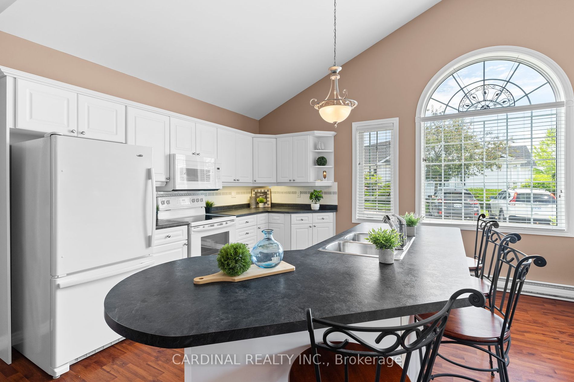 1055 Birchwood Tr, #502