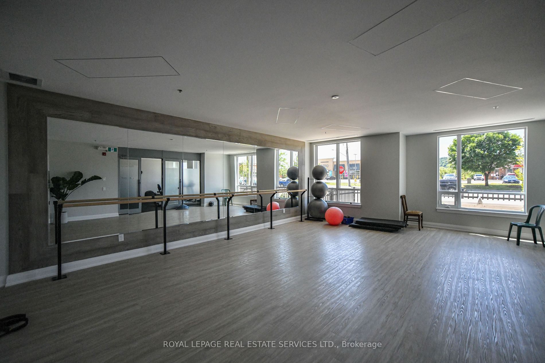 121 Highway 8 Road, #613