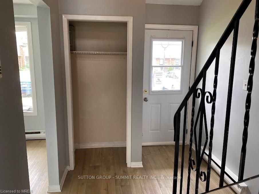 100 BROWNLEIGH Ave, #264