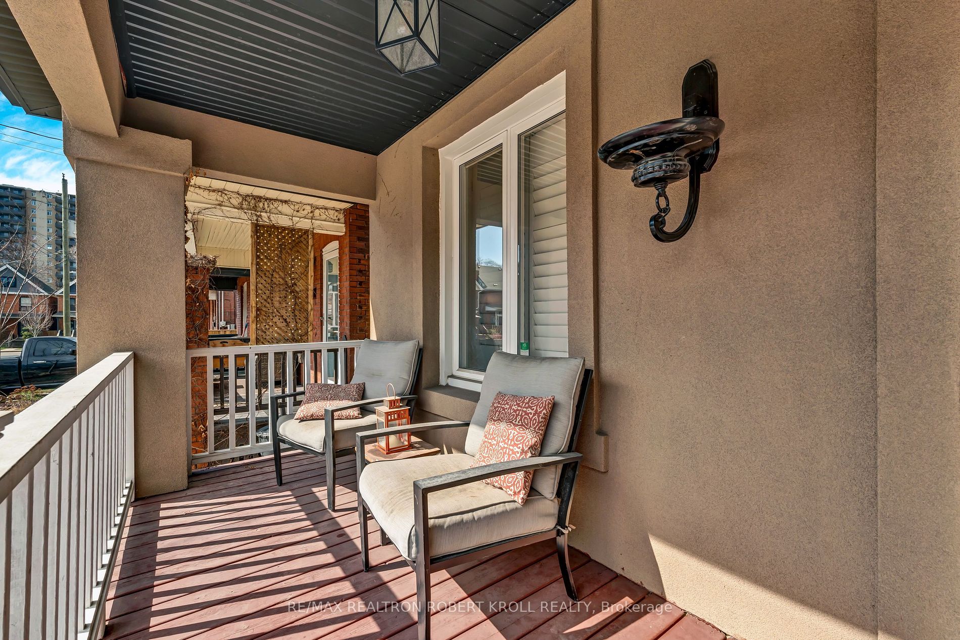 17 Avalon Pl