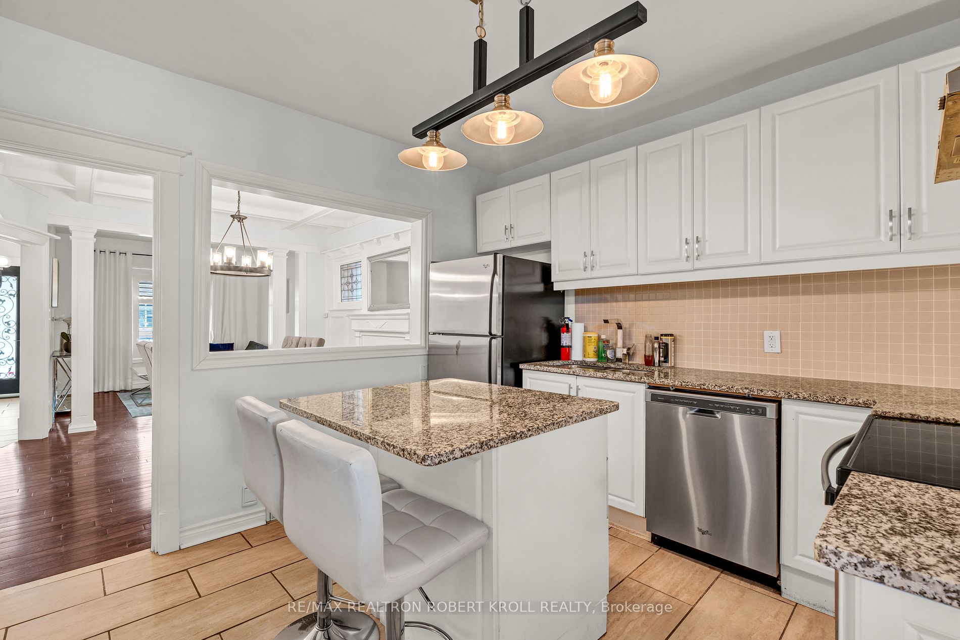 17 Avalon Pl