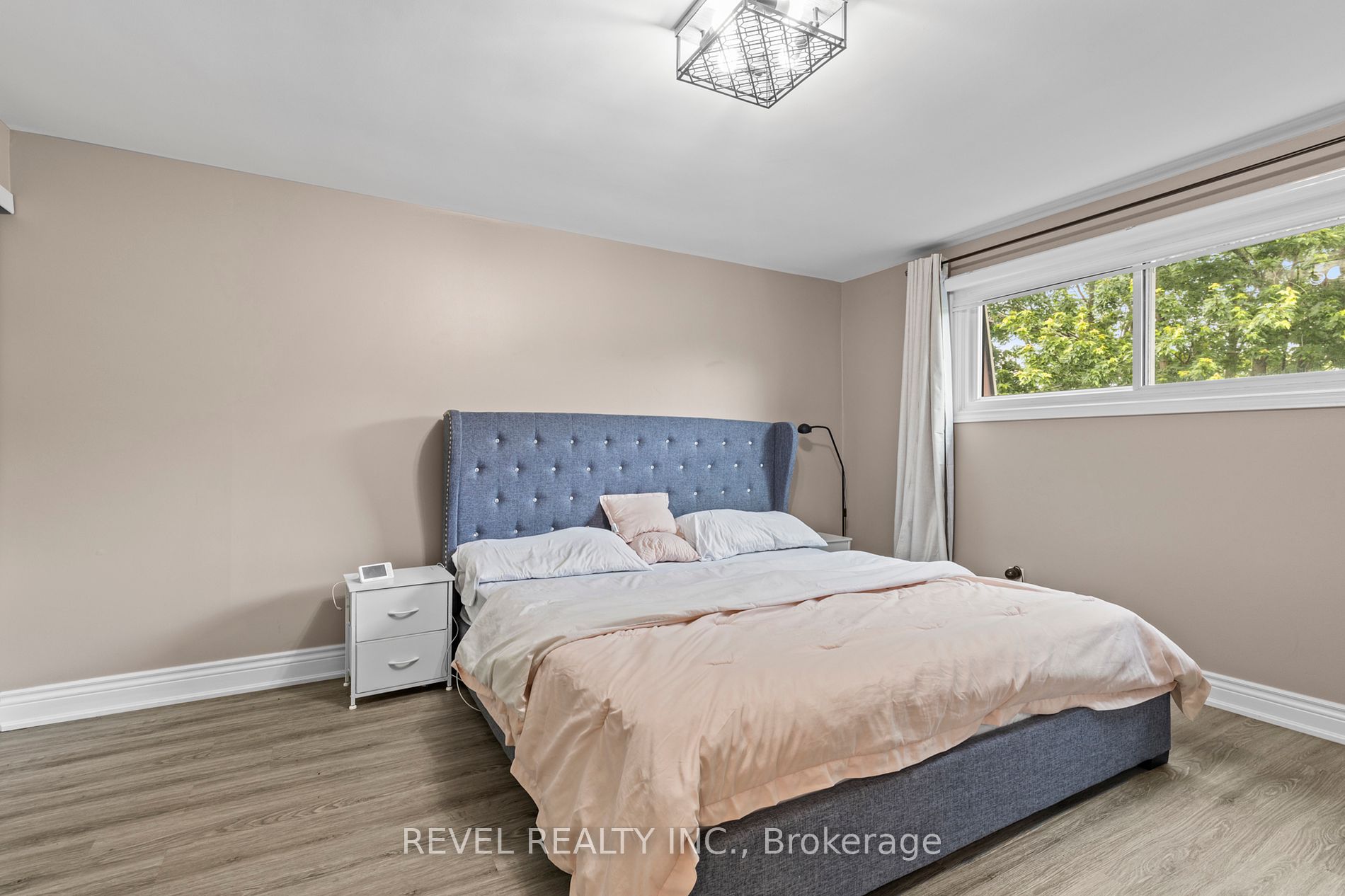 985 Limeridge Road E, #3