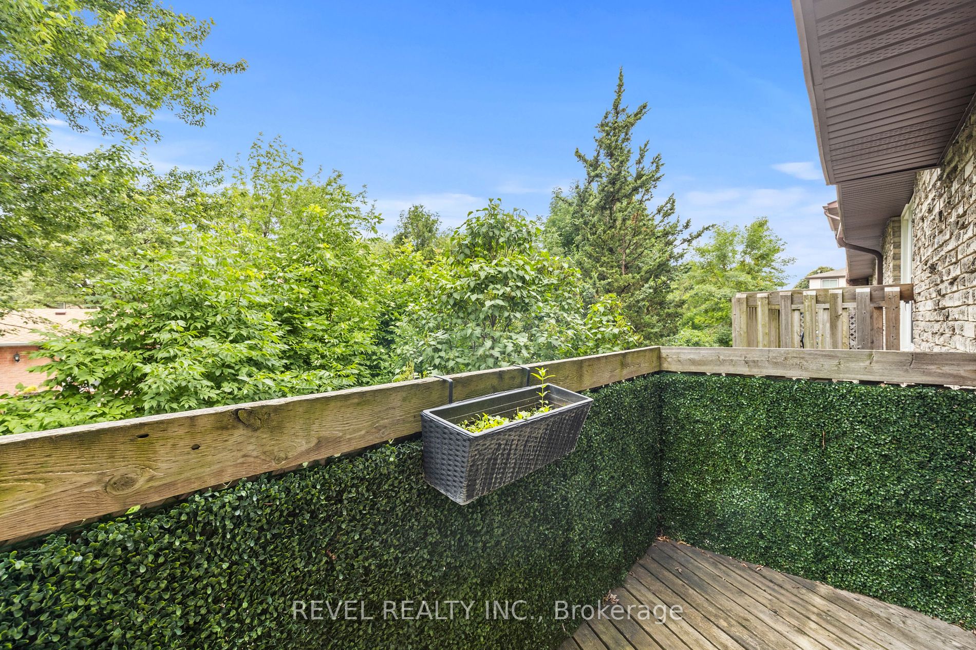 985 Limeridge Road E, #3