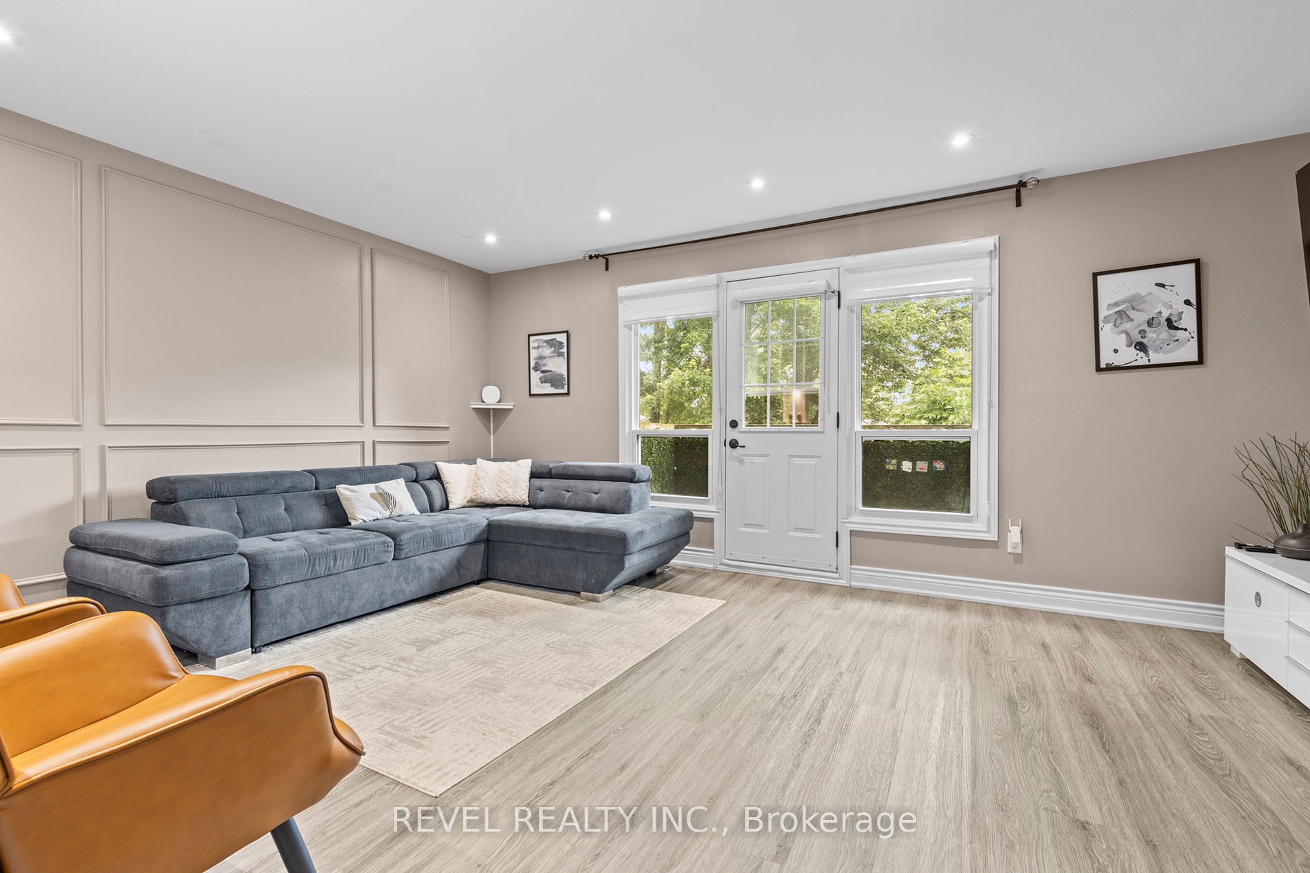 985 Limeridge Road E, #3