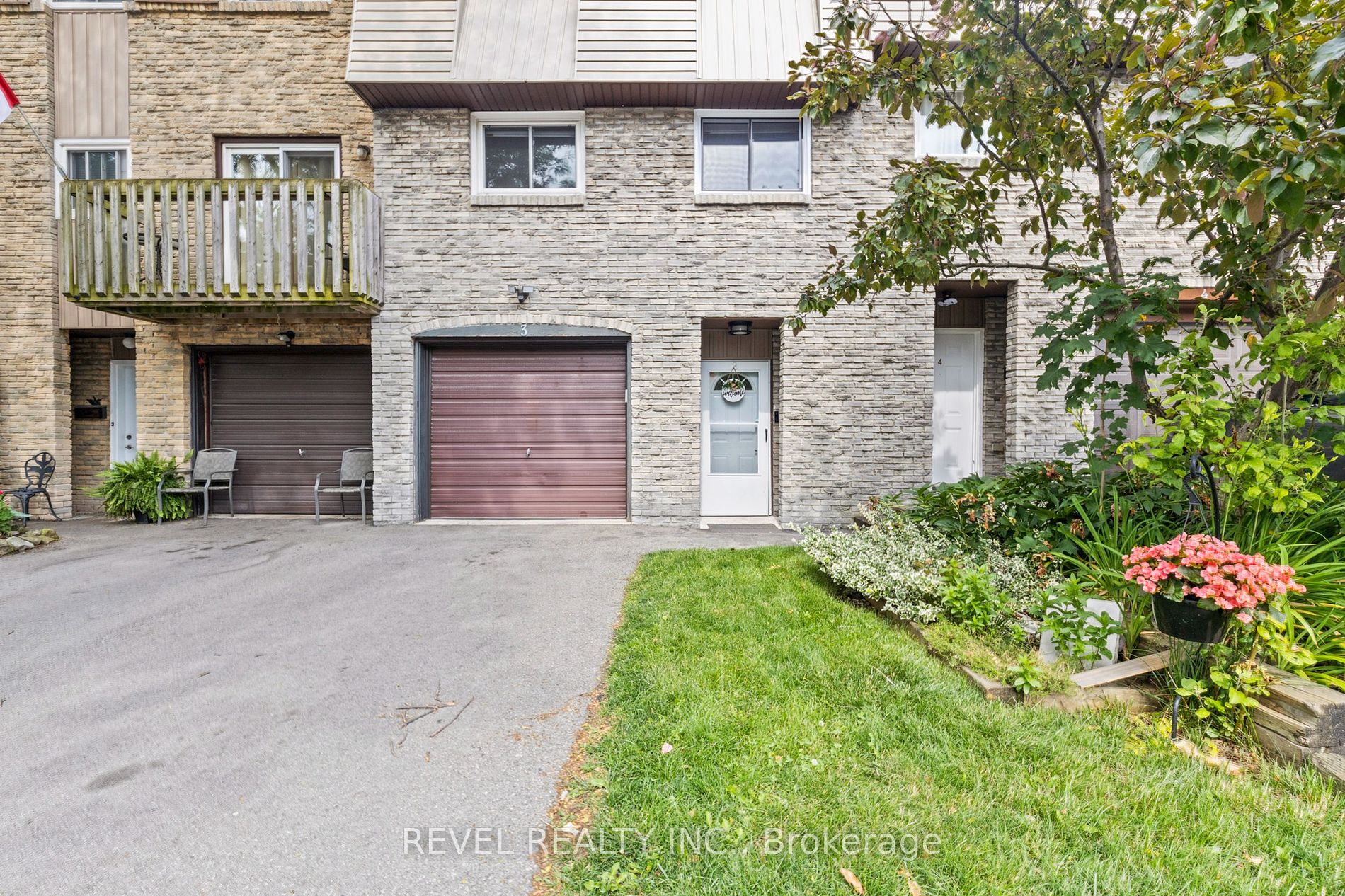 985 Limeridge Road E, #3