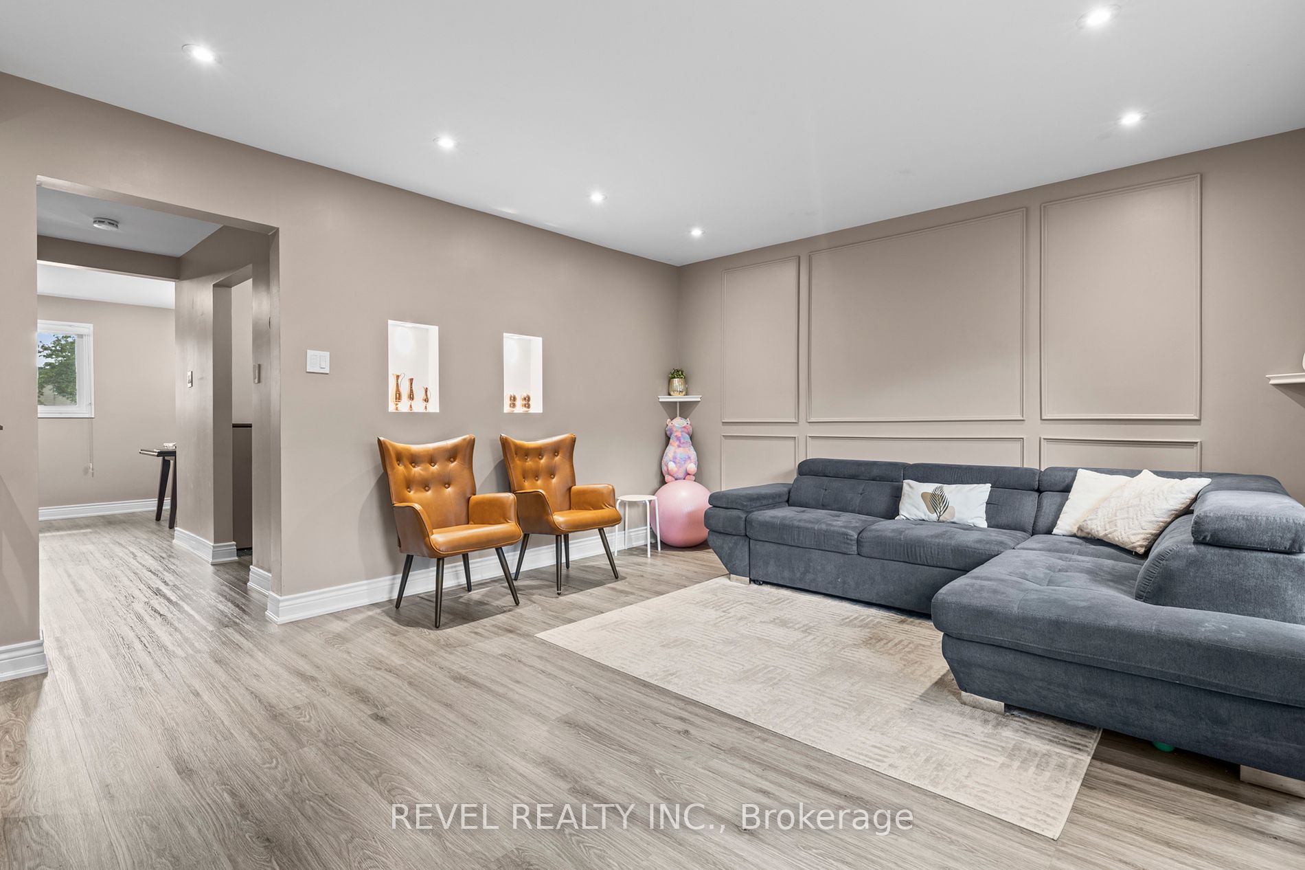 985 Limeridge Road E, #3