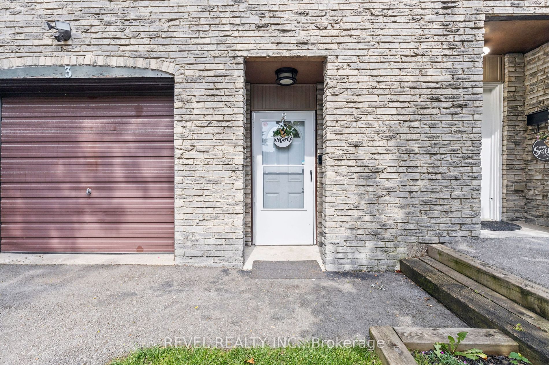 985 Limeridge Road E, #3