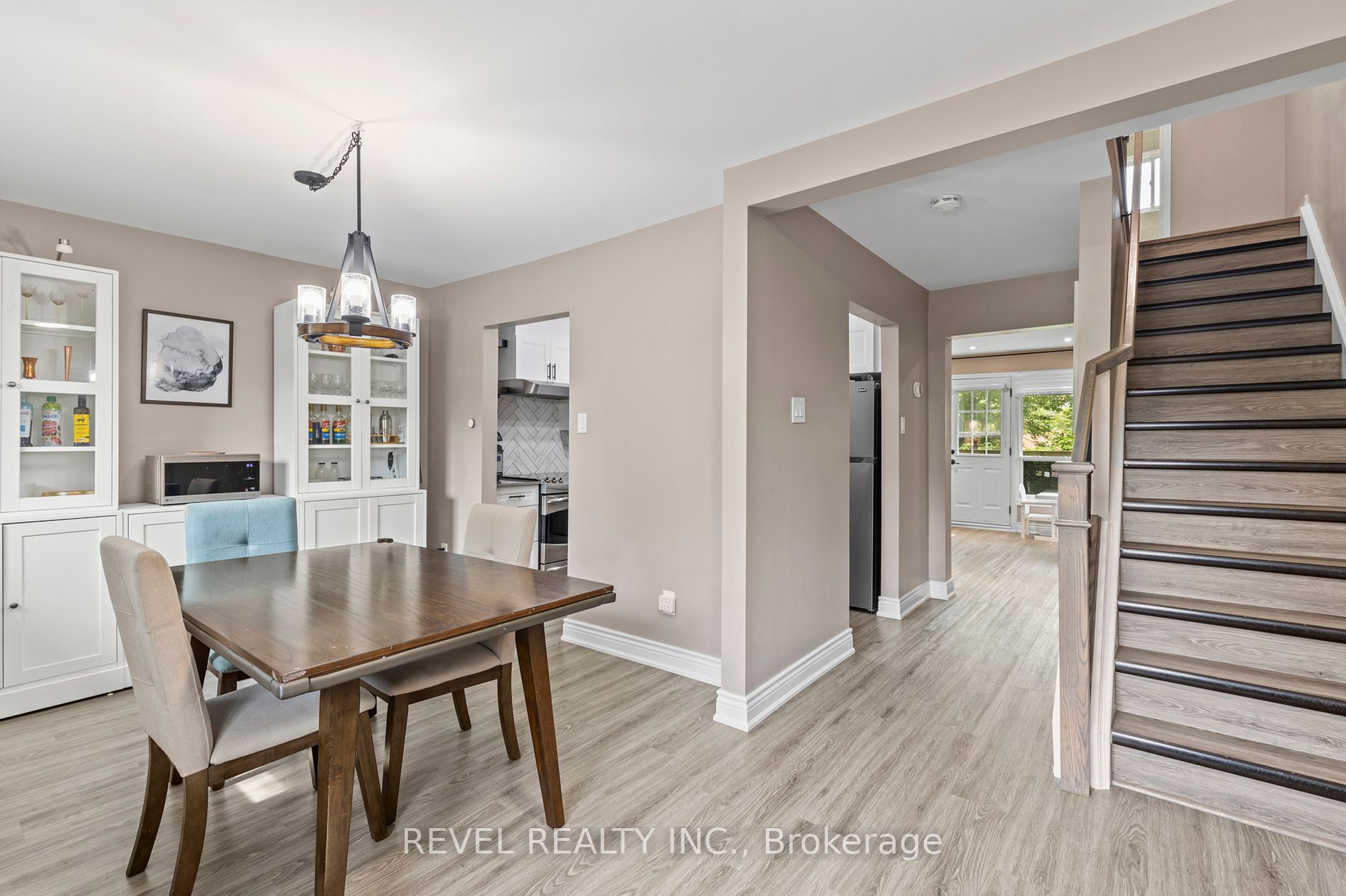 985 Limeridge Road E, #3