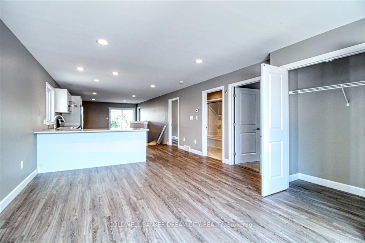 100 Arrowhead Lane