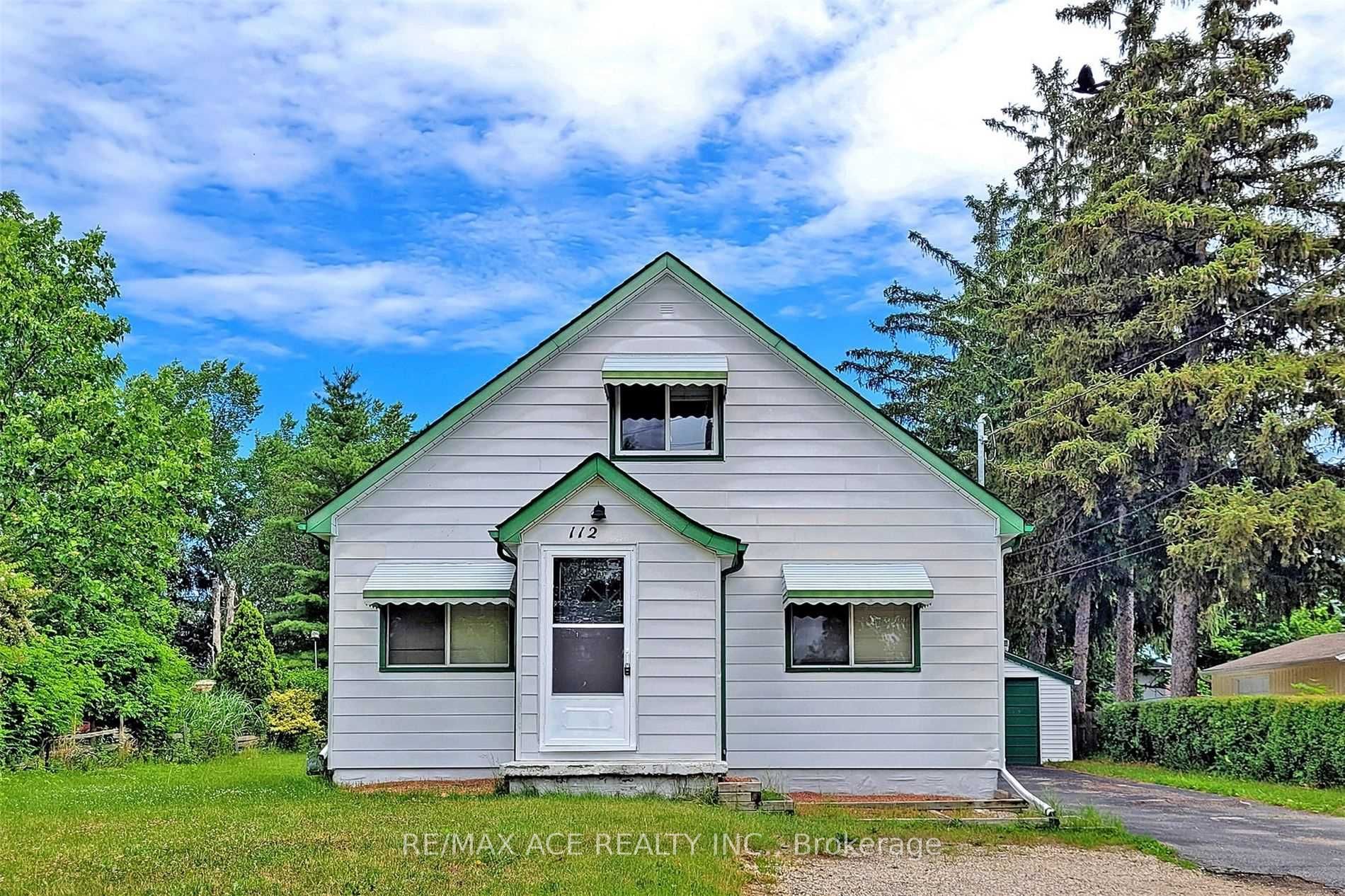 112 Bridge Street W