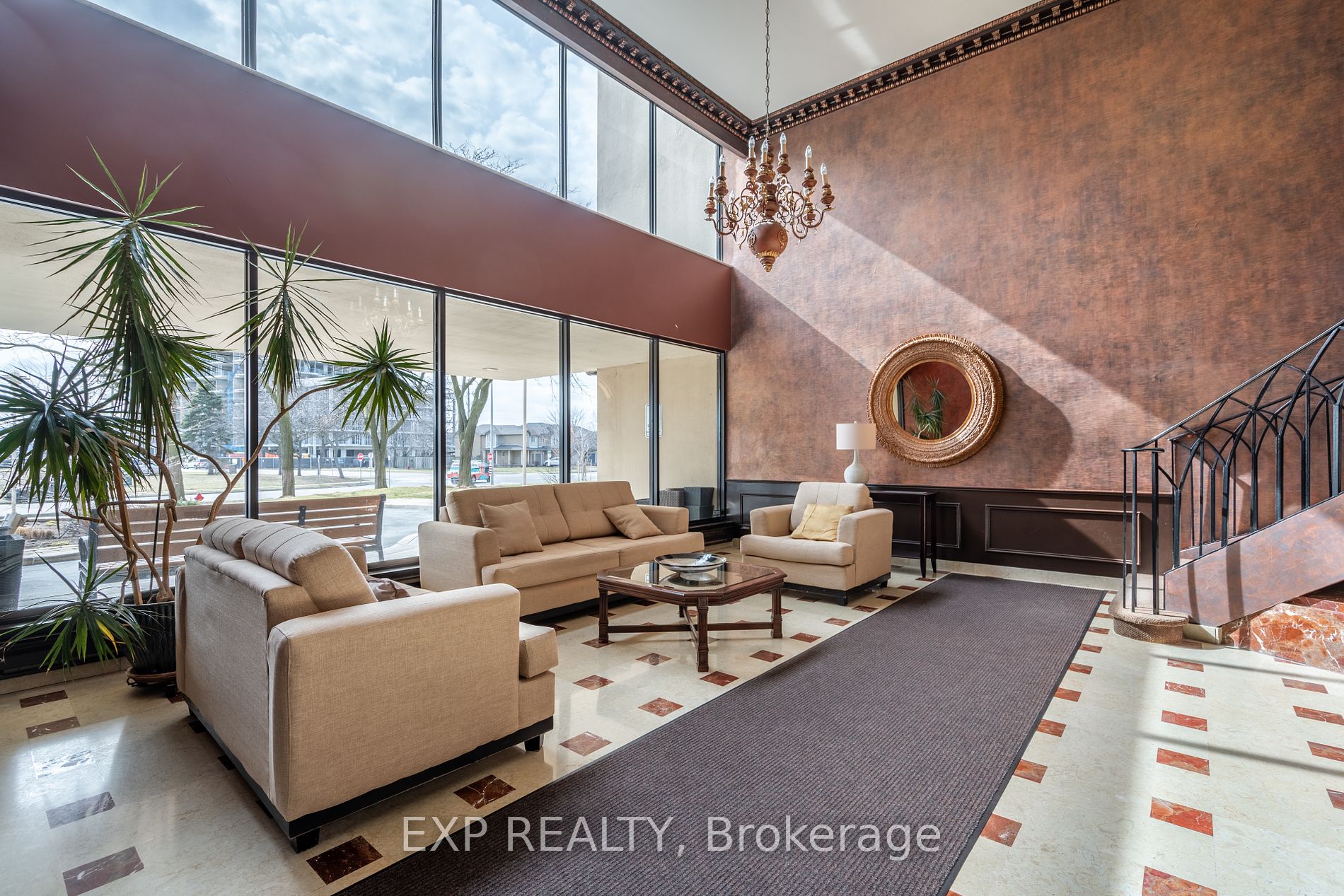 301 Frances Avenue #1203