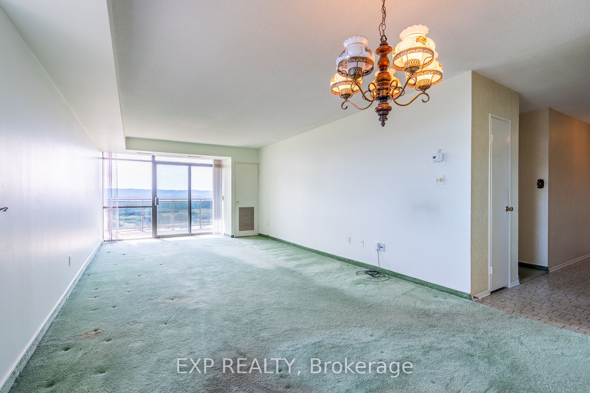 301 Frances Avenue #1203
