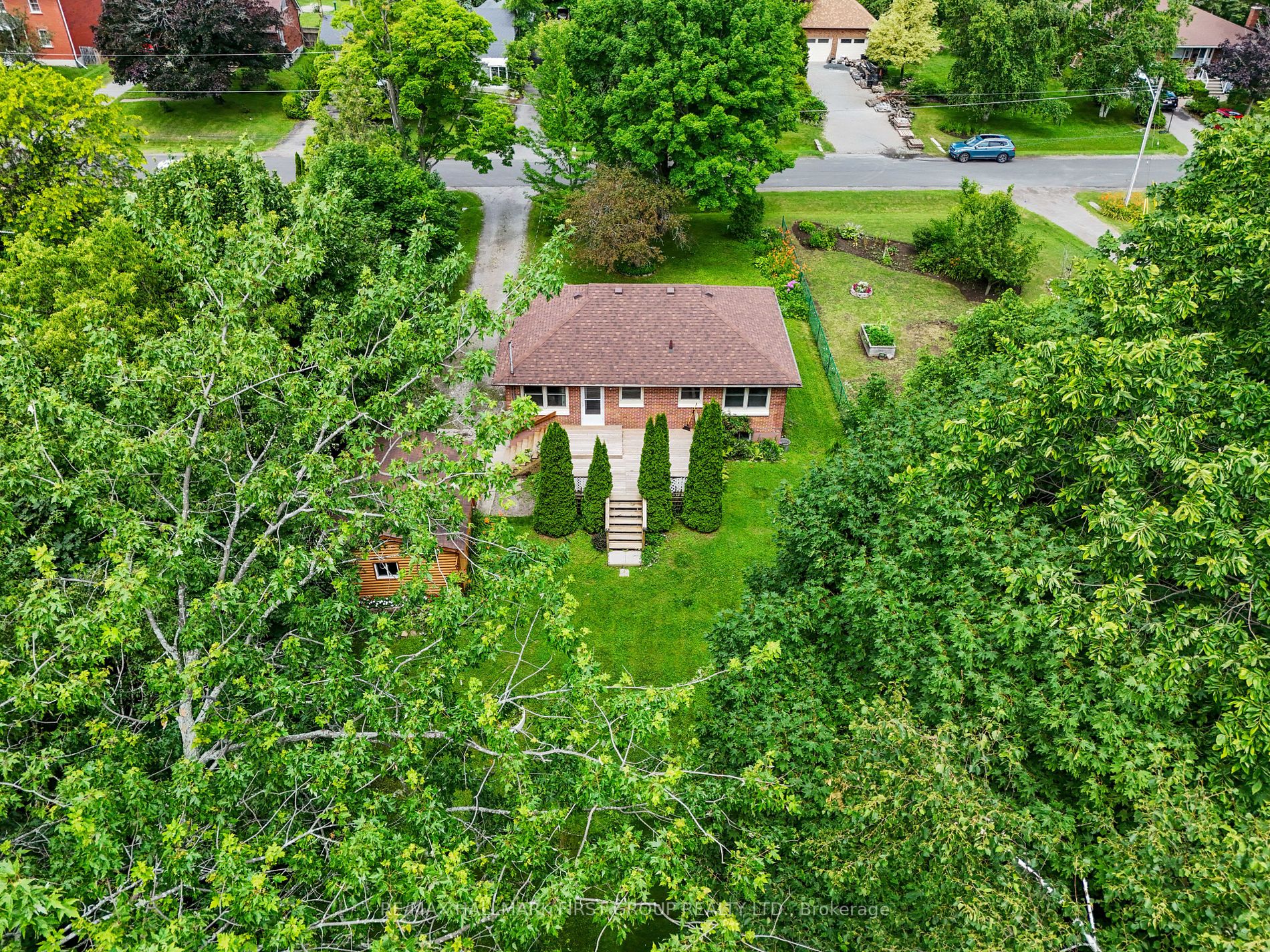 21 Orchard Ave