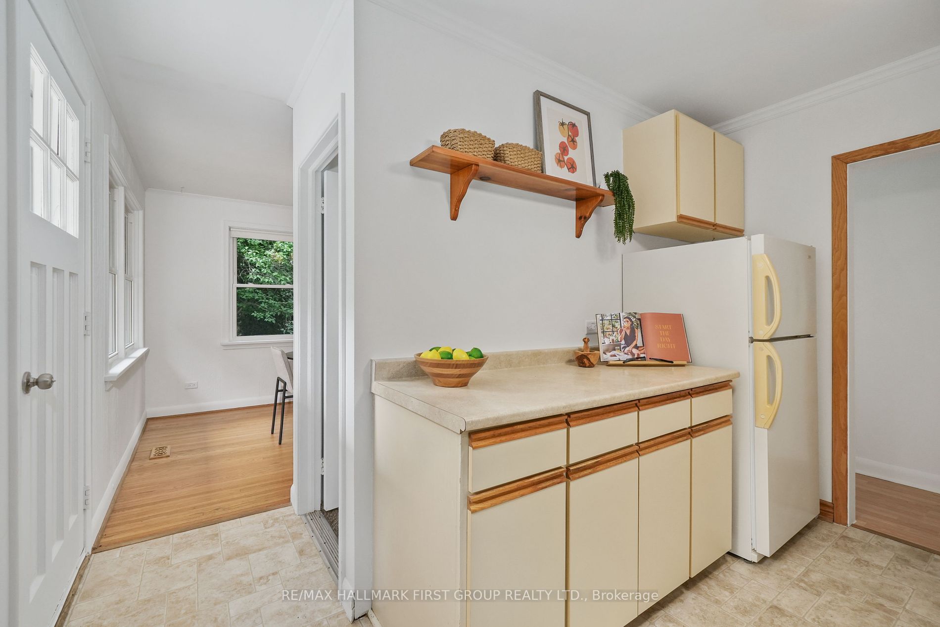 21 Orchard Ave