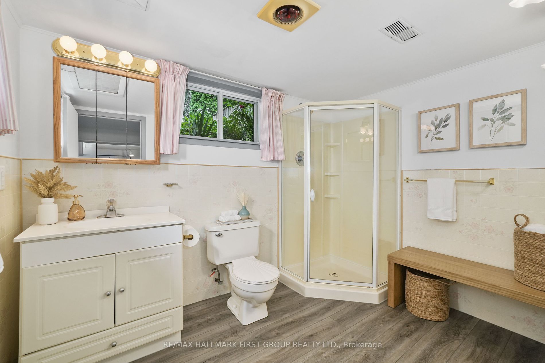 21 Orchard Ave