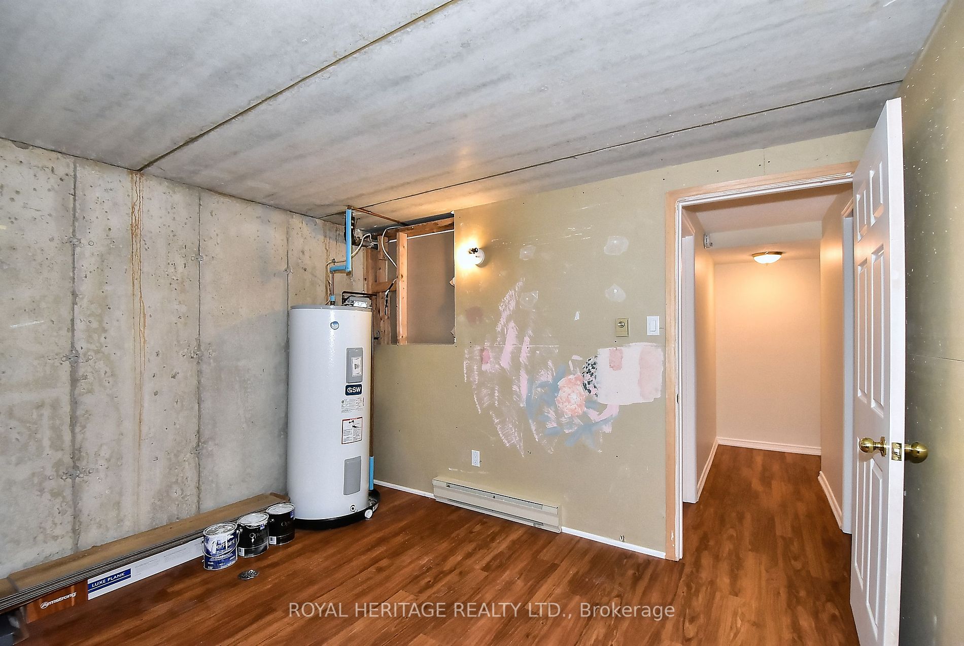 1110 Clonsilla Avenue #204