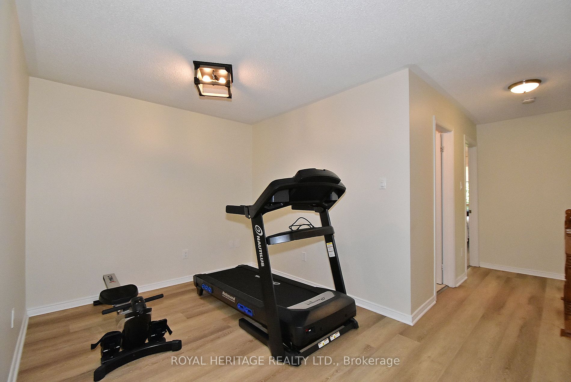 1110 Clonsilla Avenue #204
