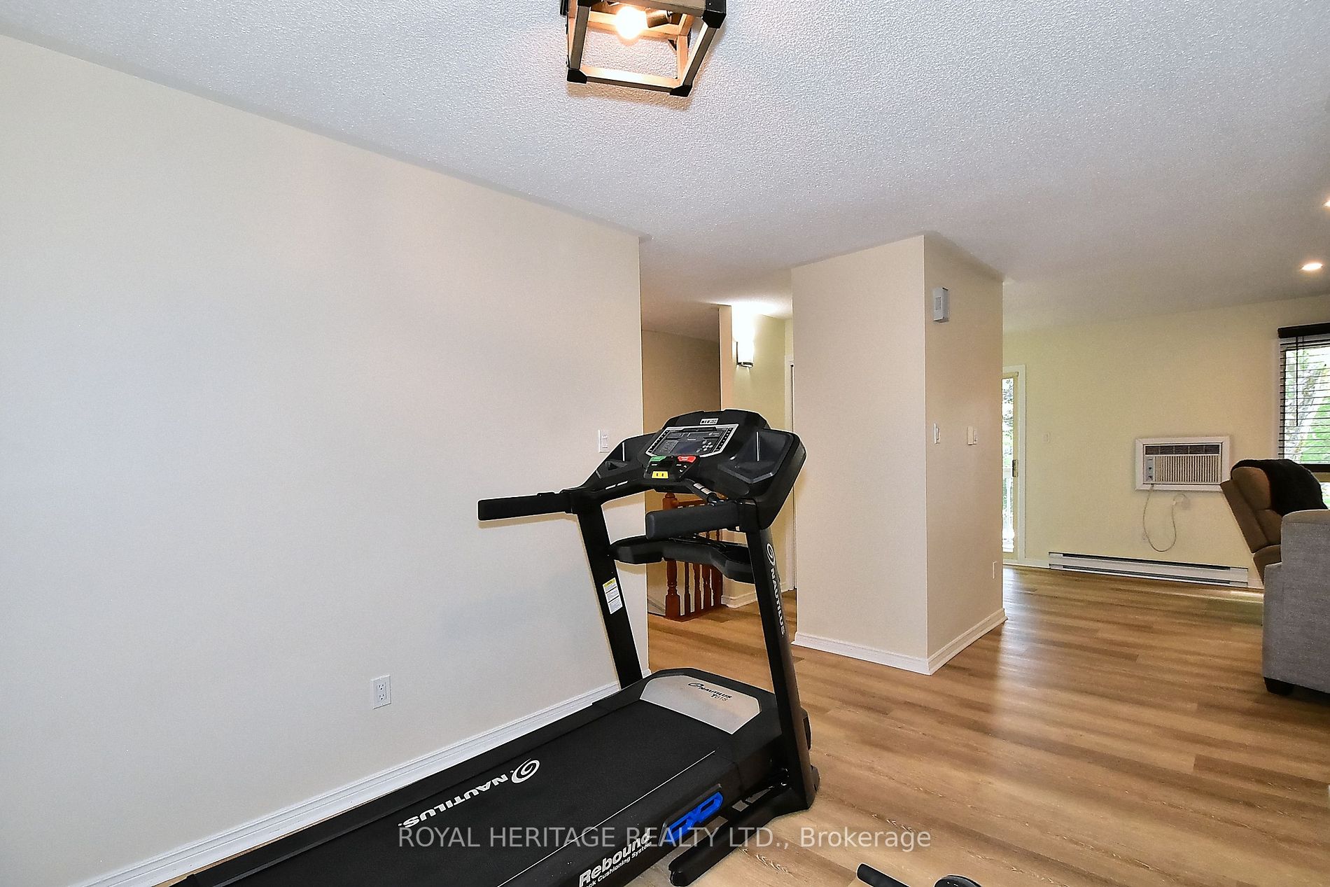 1110 Clonsilla Avenue #204
