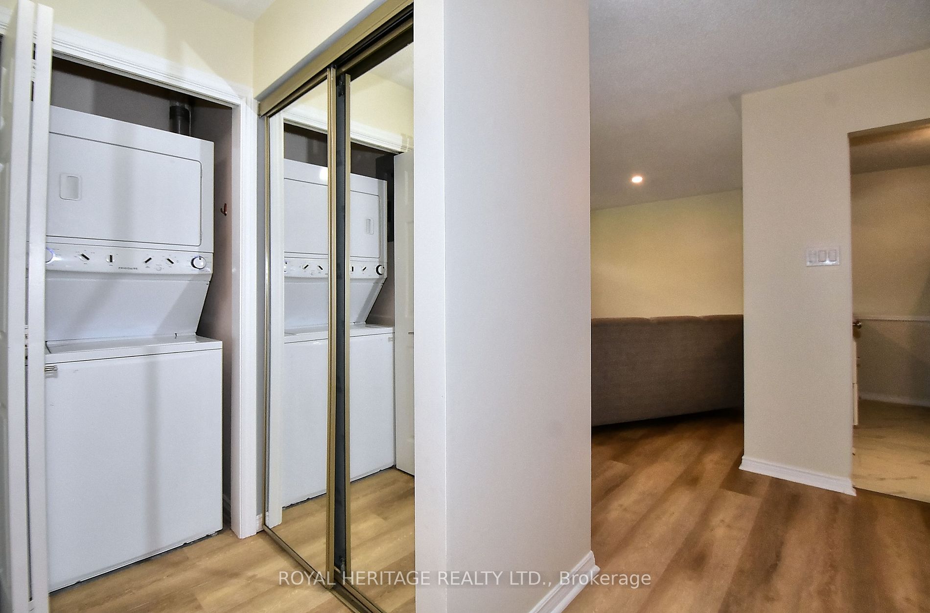 1110 Clonsilla Avenue #204
