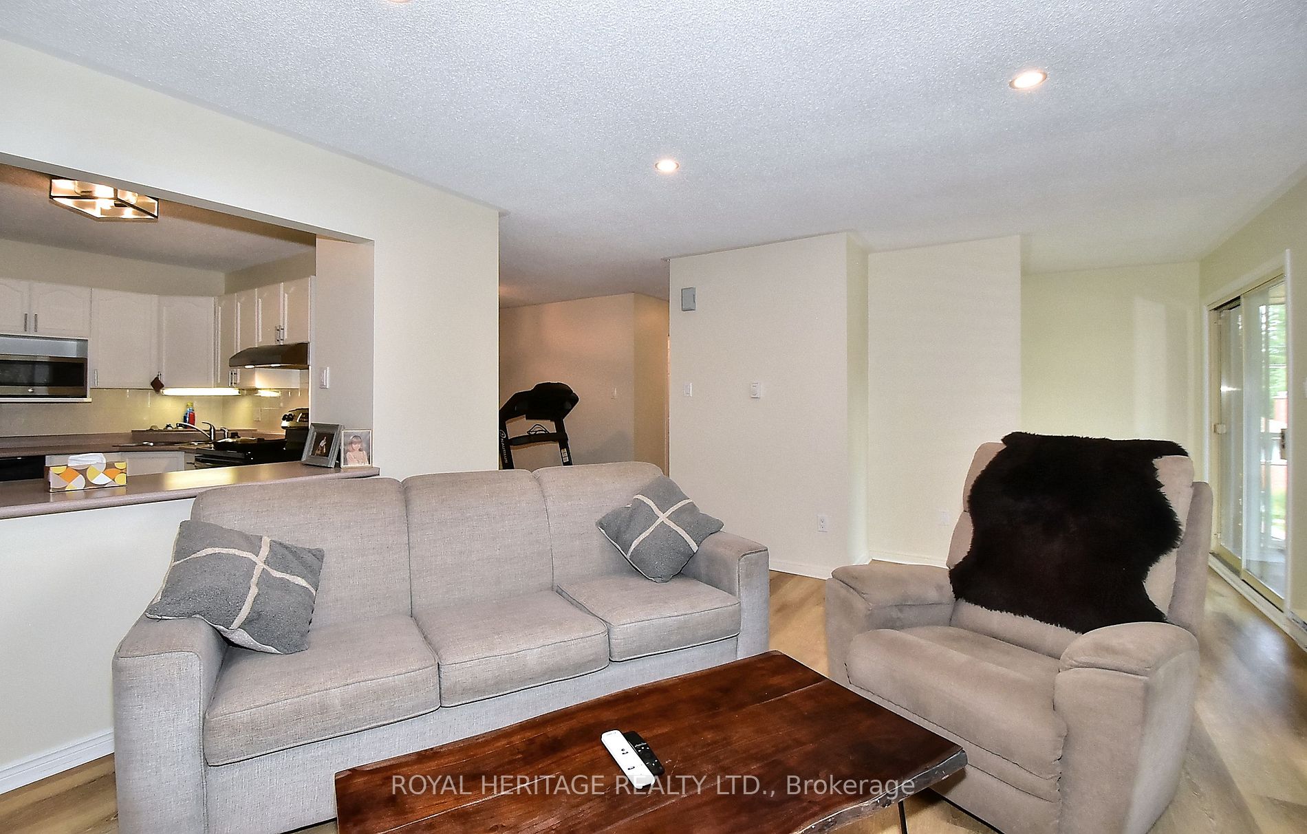 1110 Clonsilla Avenue #204