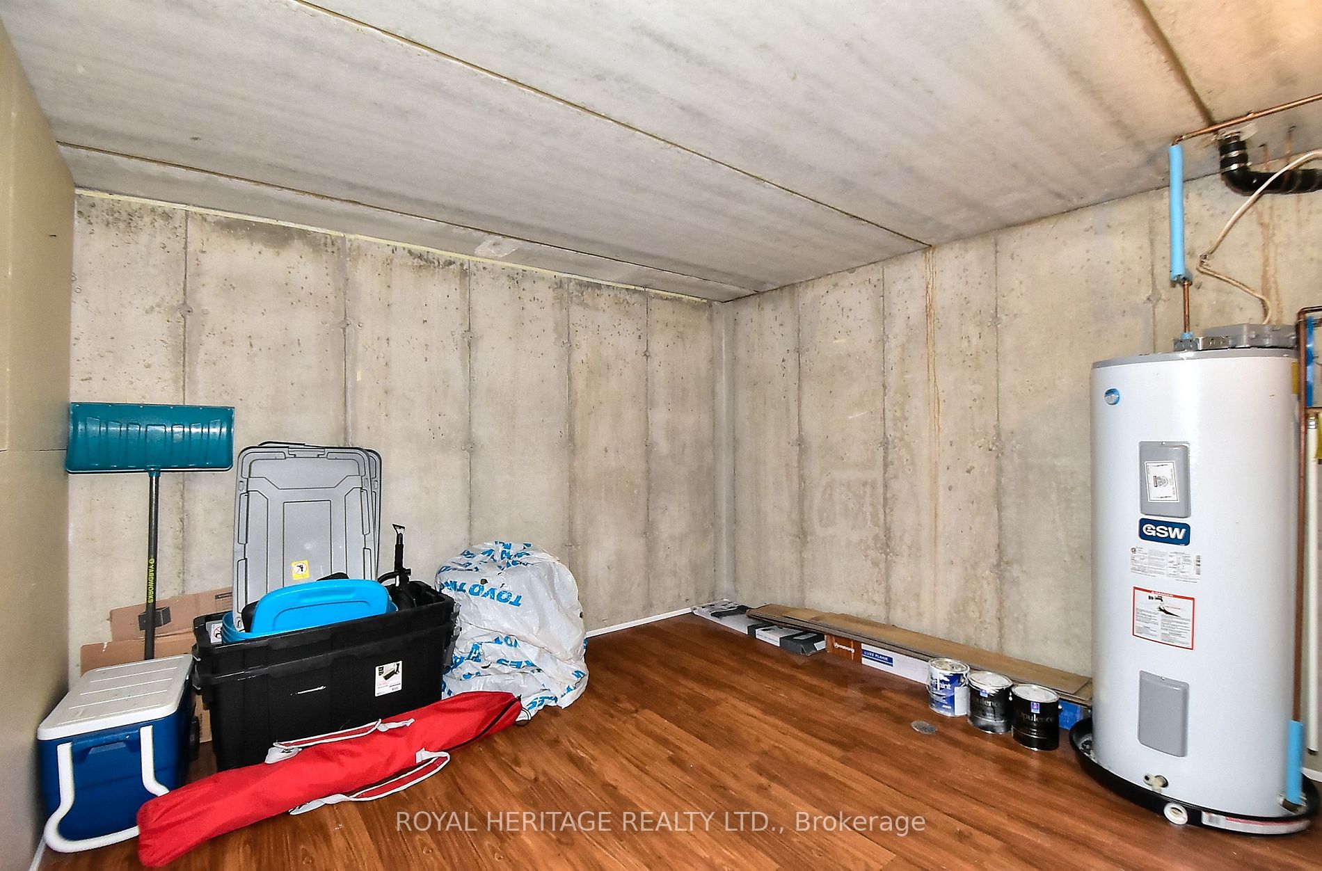 1110 Clonsilla Avenue #204