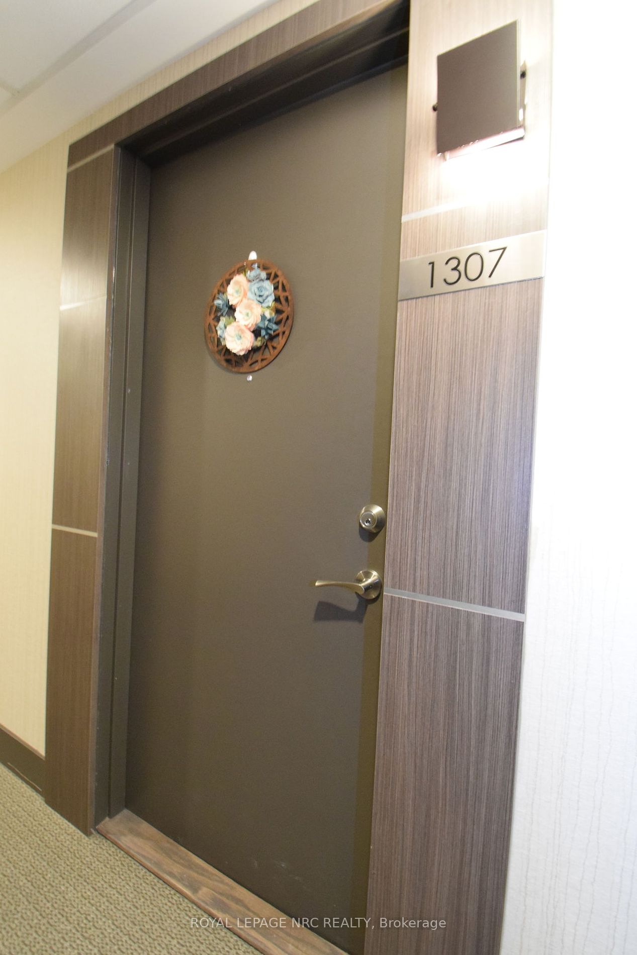 550 North Service Road #1307