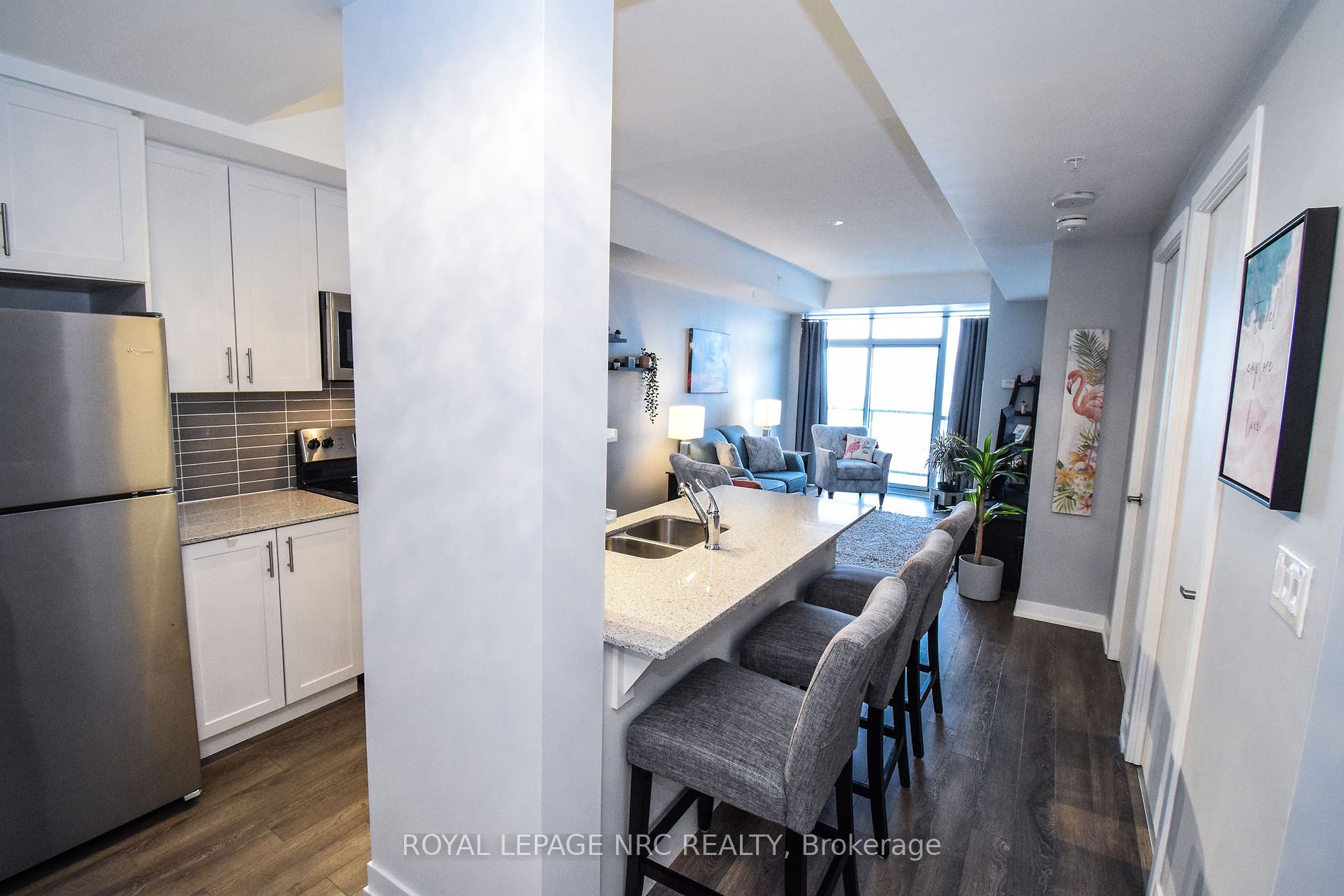 550 North Service Road #1307