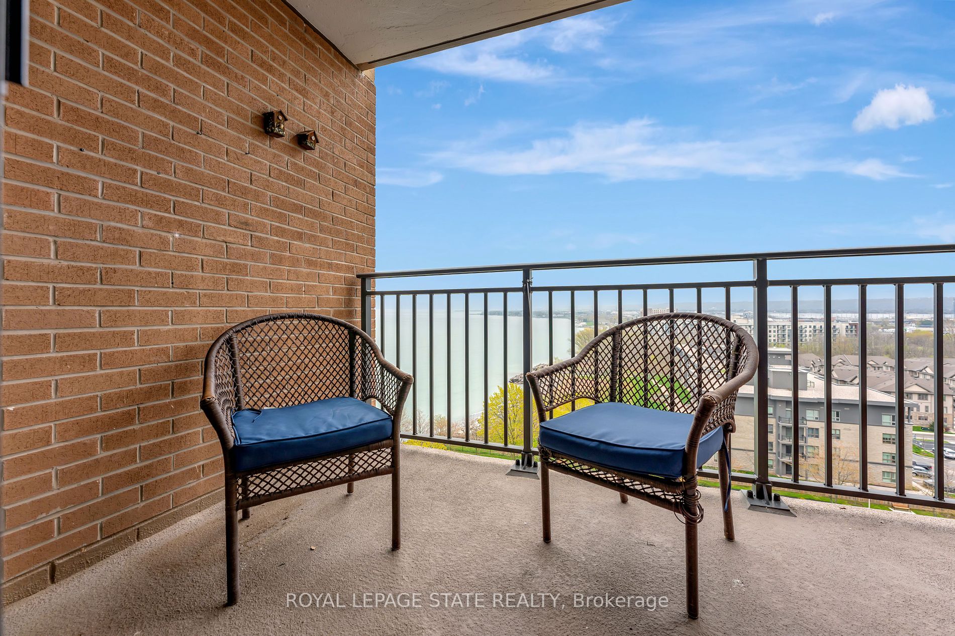 500 Green Road, #1207