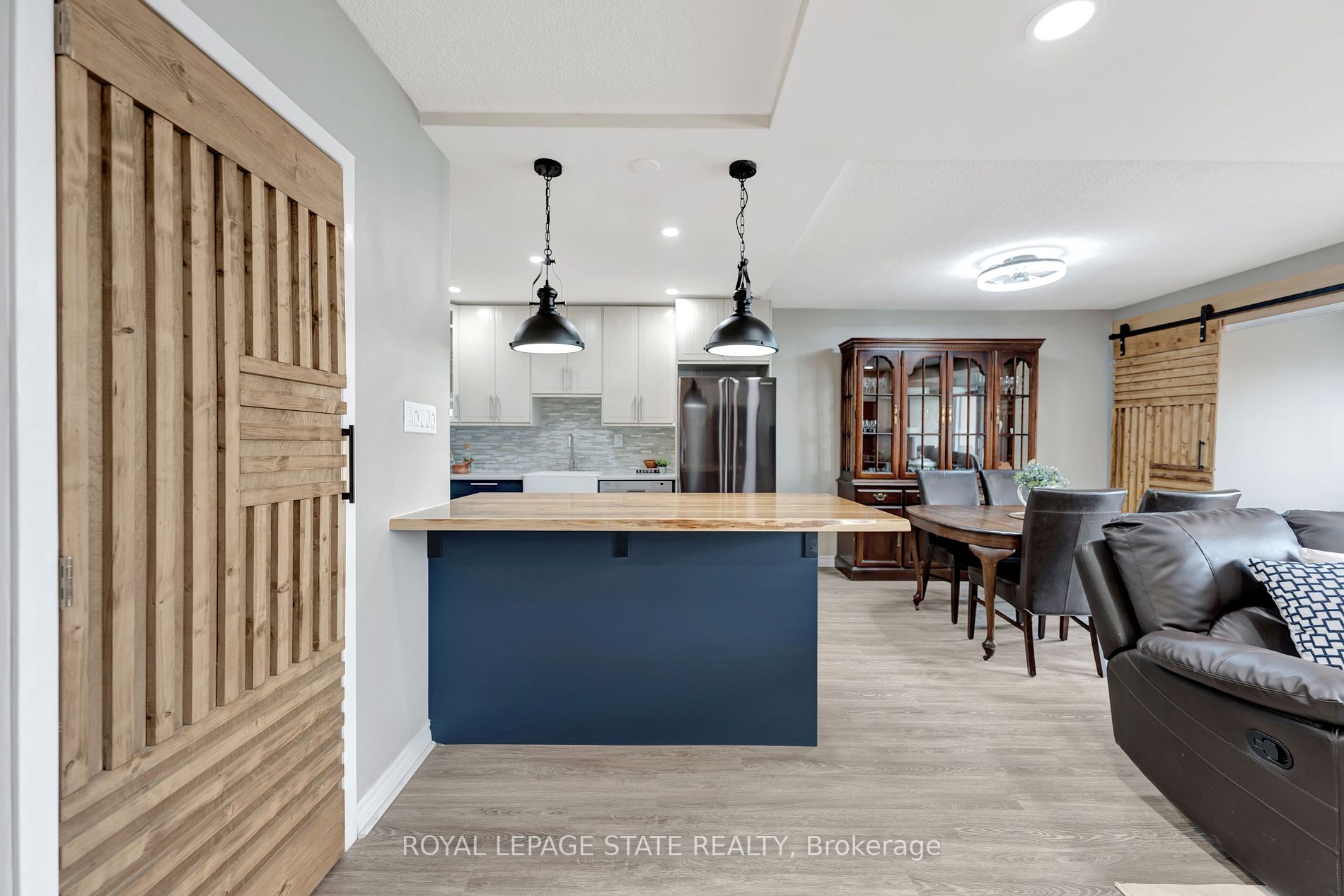 500 Green Road, #1207