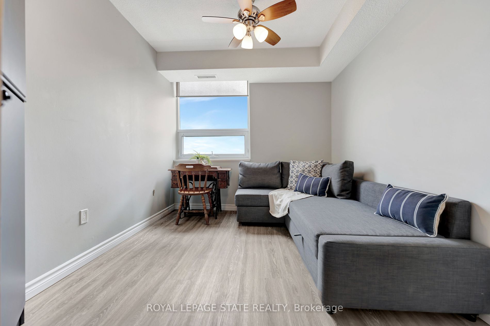 500 Green Road, #1207